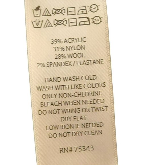 C & C California Women's Knit Wool blend Long Sleeve Turtleneck Sweater Size M - Picture 9 of 9